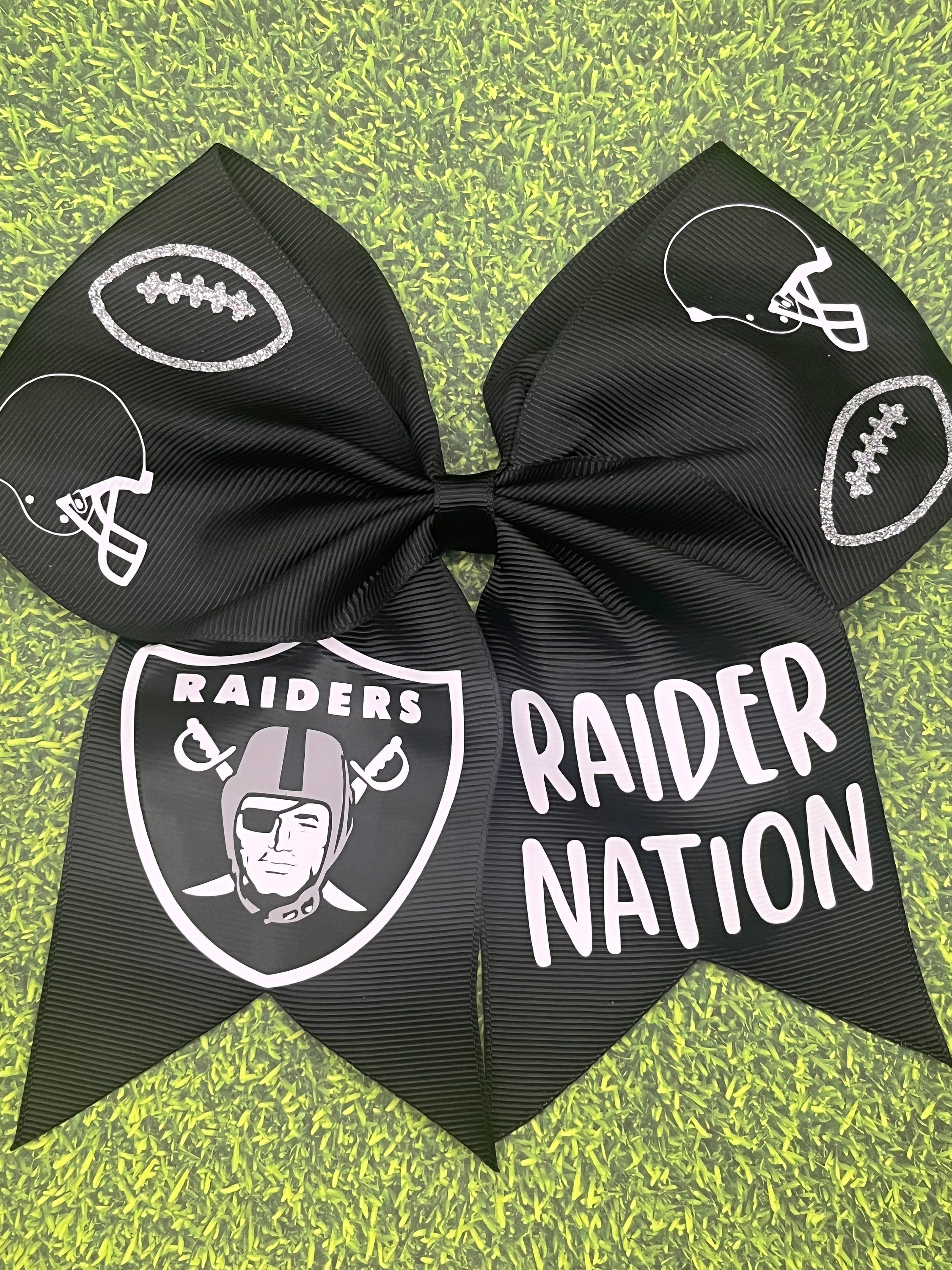 Las Vegas Raiders Team Hair Bow/ Personalized NFL Football Gifts/ Football  Tailgating Game Day Outfit/ Raider Girl/ NFL Football Hair Bow - Etsy