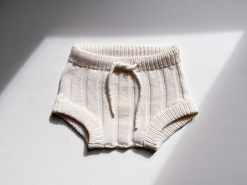 Knitting Pattern Baby Bloomers/Shorts/Boy/Girl Sizes 0-6 up to 5 years image 5