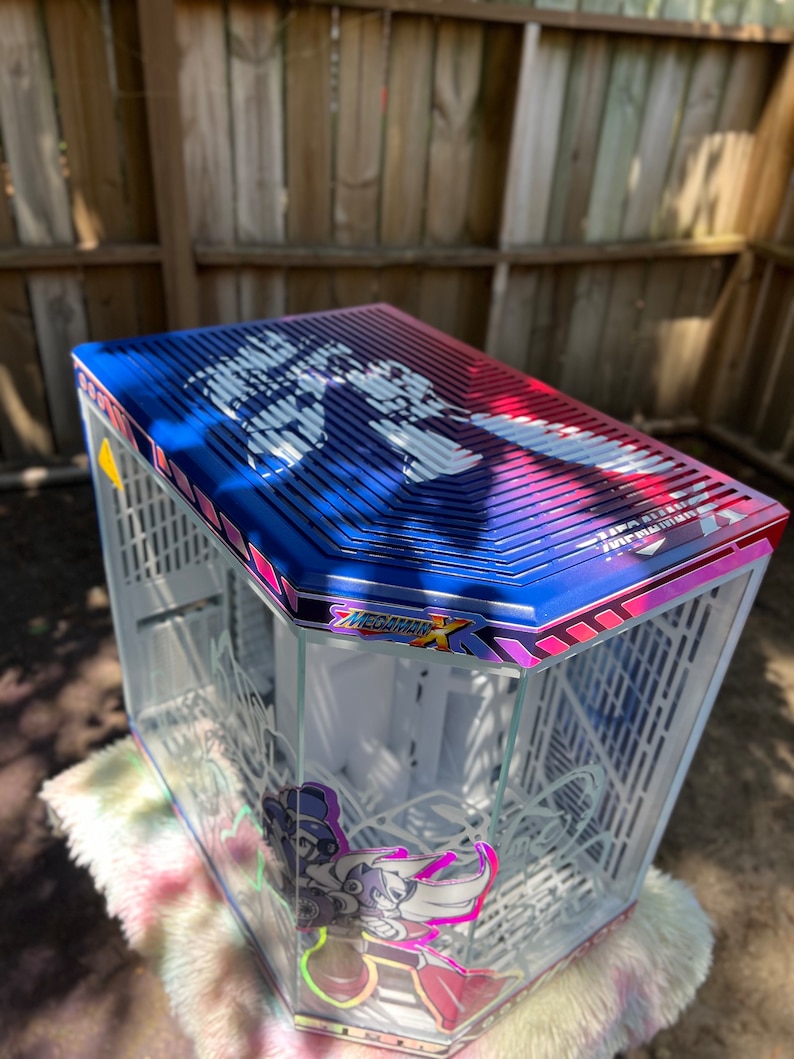 Custom PC Case|desktop Case - Megaman on Hyte Y70 - Etsy