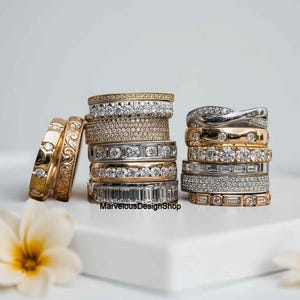 Flush Set Band, rund & Baguette Channel Set Band, 5 x 3 mm Smaragd Moissanit Halb Eternity Band, Crossover Design Band, fünfreihig breites Band