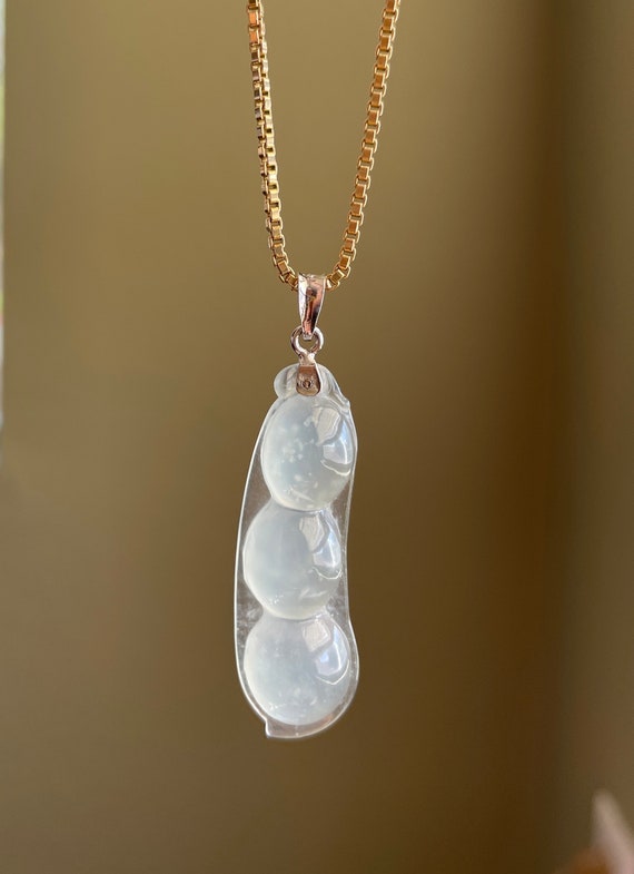 18K Icy Jadeite Pea Pendant