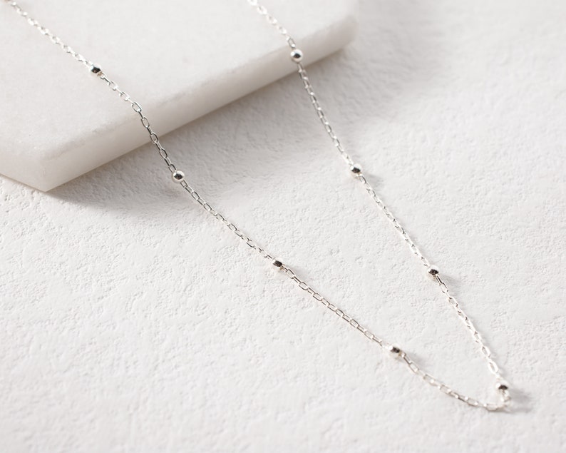 Goldkugel-Halskette, 925er-Sterlingsilber-Schichtkette, zierliche minimalistische Satellitenkette mit Perlen, Halsband für Braut, Hochzeit, Muttertag Bild 5