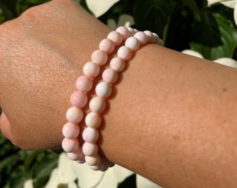 High Quality Queen Conch Bracelet (Pale Pink), Various Size Beads