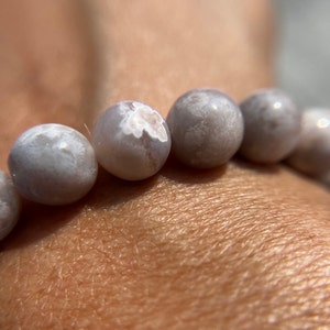 Ultra High Quality Lavender Oriental Cherry Agate/Flower Agate Bracelet, 8.5mm, 10mm, 10.5mm, 11mm or 11.5mm for Pursuit of Dreams