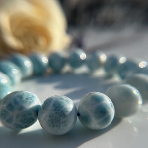 Very High Quality Chunky Wavy Larimar Crystal Bracelet 13.5mm beads