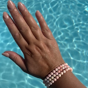 Ultrahoge kwaliteit roze queen conch-armband, kralen van 6 mm of 5,5 mm
