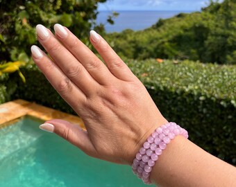 Preciosa pulsera de kunzita lila de alta calidad con destellos de ojo de gato, cuentas de 7 mm