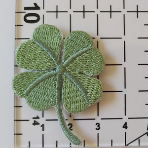 Écusson à broder-Écusson thermocollant-Trèfle à quatre feuilles-Feuille porte-bonheur-Feuille verte
