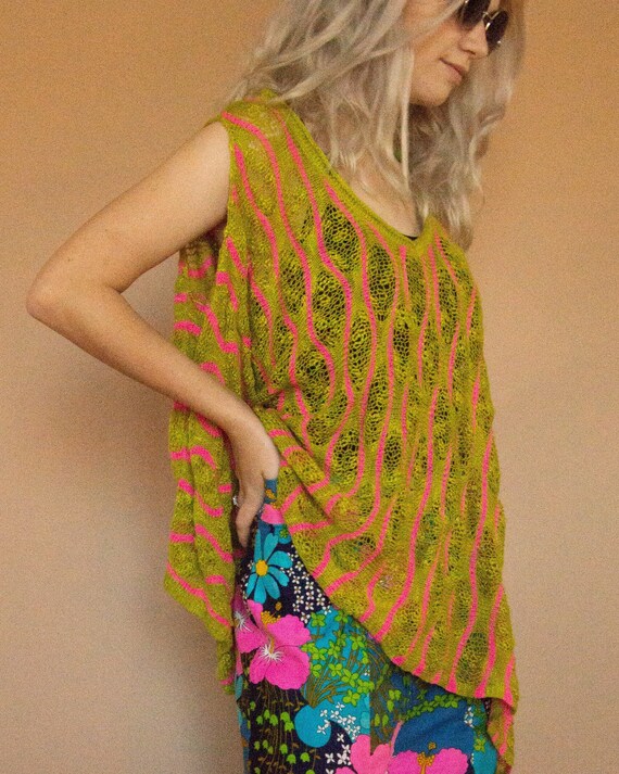 Y2K does 60s Preloved Sleeveless Open-Knit Ziggy … - image 10