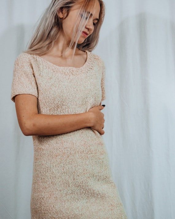 1960s Vintage Mod Short Sleeve Sweater Mini Dress - image 9
