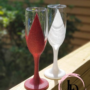 Glitter Champagne Flutes|Custom champagne flutes|Celebration glasses, Gifts, bridesmaids, weddings, New Years
