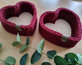 Häkelkorb Herz mit Holzboden | Aufbewahrungskorb | Dekokorb | Utensilo | Herzkörbchen | Herzkorb | Dekotablett | Geschenkidee