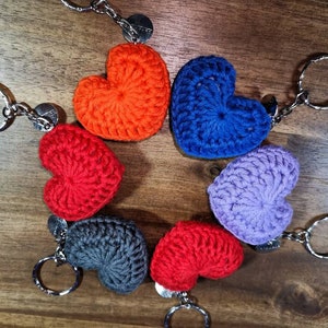 Herz Schlüsselanhänger, gehäkelt, Charm, Keychain, heart, Geschenk - handmade