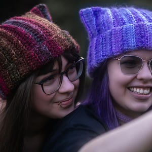 Catbeanies - Gehäkelte Mütze, Katzenmütze, Mütze mit Katzenohren, Unikate, handmade - Einzelstücke