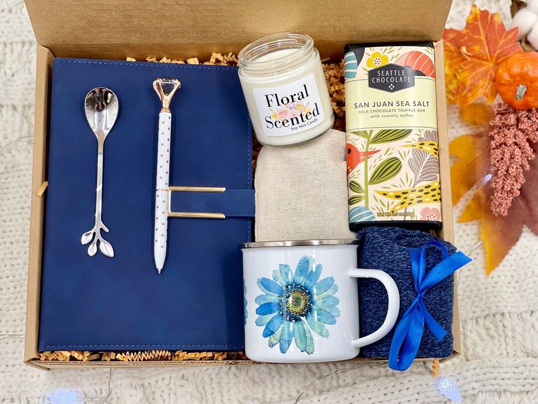 Hygge Gift Box for Your Loved One, Gift Set for Her, Birthday Box for Women, Cozy Gifts, 16th