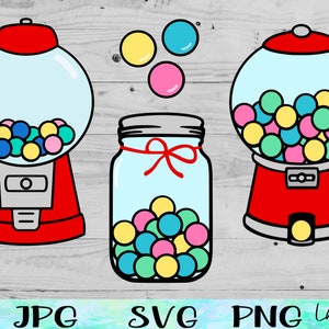 Op de afbeelding: Een digitale illustratie met twee rode kauwgomballenautomaten met doorzichtige bollen gevuld met kleurrijke kauwgomballen. Een glazen pot met een rode strik en kauwgomballen staat in het midden. Verschillende losse kauwgomballen zijn boven de pot verspreid.