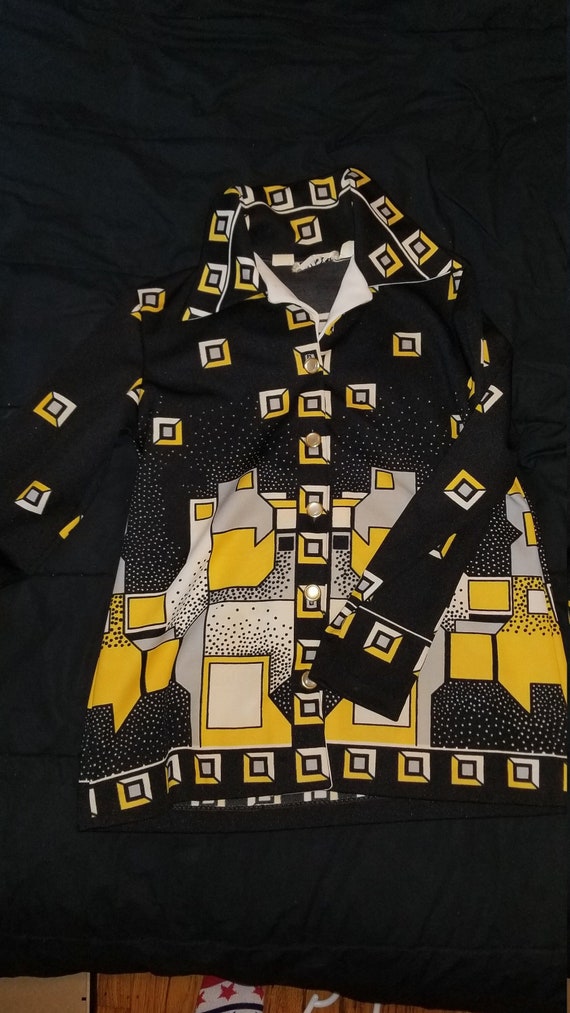 Groovy 70s Graphic Geometric Yellow & Black Blouse