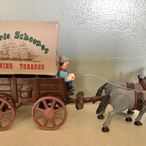 Cast Iron Prairie Schooner Wagon, Prairie Schooner Chewing Tobacco Cast Iron Wagon