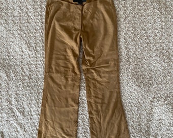 Nicole Miller Tan Wildleder kurze Hosen
