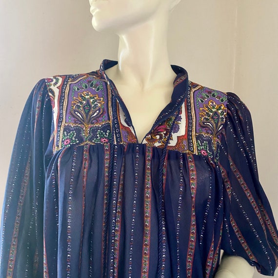 1970s Boho Flowy Dress Paisley Puff Sleeves - image 3