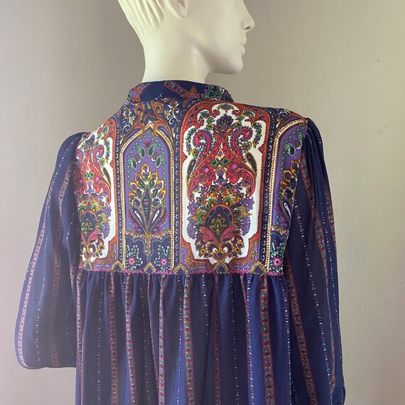 1970s Boho Flowy Dress Paisley Puff Sleeves - image 4