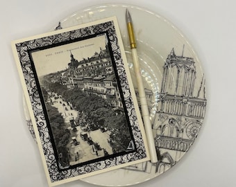 Ouderwetse wenskaart handgemaakt met een originele vintage Franse ansichtkaart uit begin 20e eeuw, de grote boulevards van Parijs