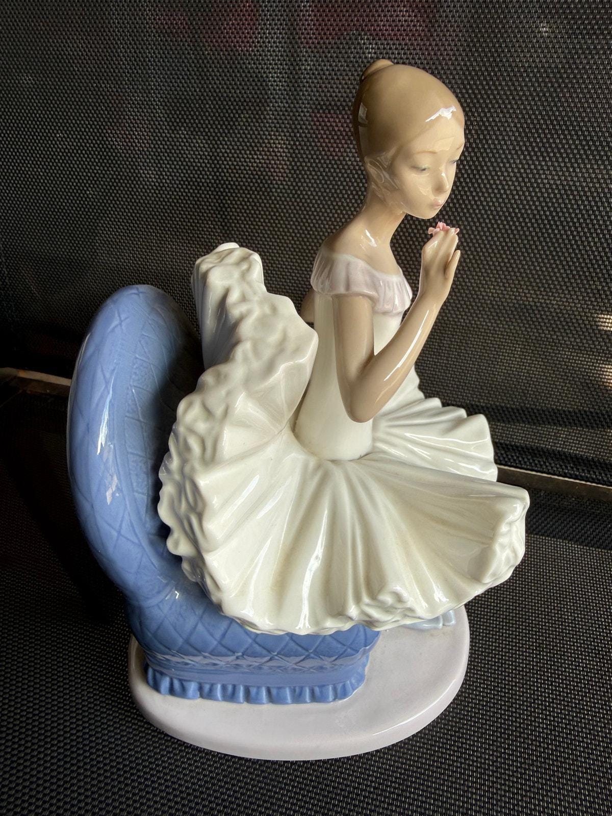 Lladro sitting ballerina - Etsy 日本