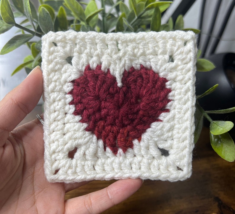 heart granny square