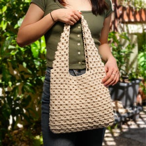 Crochet Mesh Tote Bag Pattern & Tutorial | Granny Stitch Bag | Crochet Everyday Tote Bag | PDF Crochet Bag Pattern