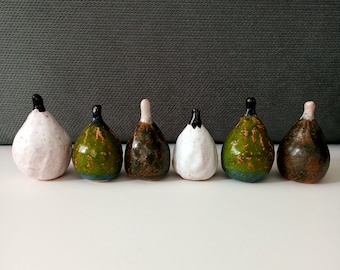 handmade ceramic pear sculpture set of 6, pear table setting, home decor art object, kitchen decoration, minimal design fruit party decor