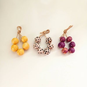 Ceramic Beads, Glazed bead. Aprox 1.3 to 1.8 cm. image 1