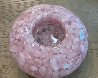 Okrągły świecznik na podgrzewacze z kamieni kwarcu różowego