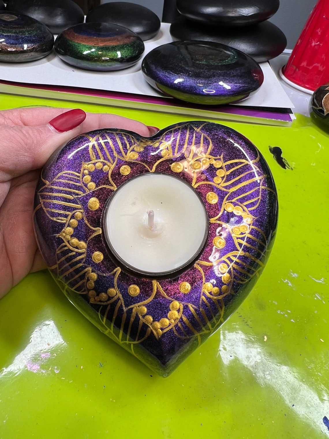 Heartshaped Tea Light Holder, Using Colorshifting Paints in a