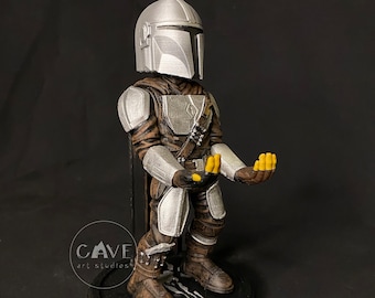 Mandalorian Controller/Phone Holder, Star Wars Gamepad Stand, Mandalorian, Hand Painted Statue