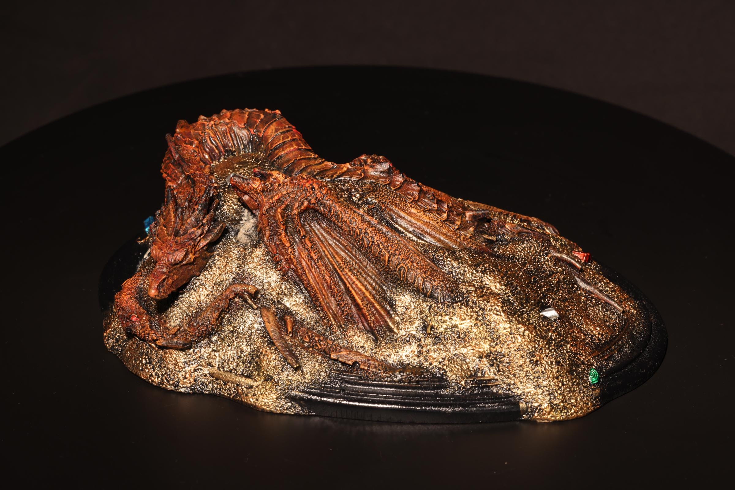 Lord of the rings Smaug Statue, Hobbit Dragon Smaug Figure, Lotr fan gift