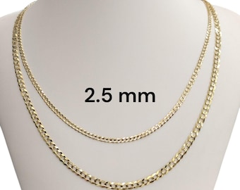 May include: Two gold chains, one 2.5 mm and one 3.5 mm, are displayed on a white mannequin. The chains are both curb style.