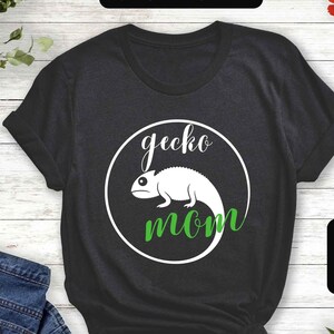 Pet T Shirt, Pet Gecko Lover Shirt, Funny Shirt, Pet Gift, Gecko Shirt, Gecko Mom | Unisex T-shirt