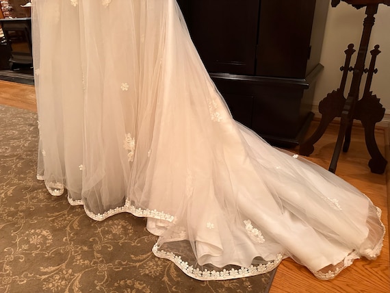 Ventage wedding dress - image 10
