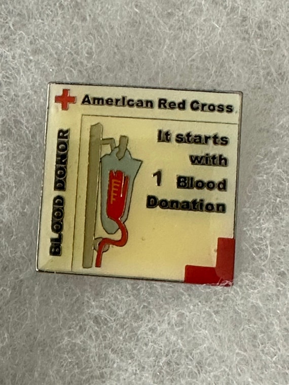 Vintage American Red Cross Collectable Lapel Pin/… - image 3