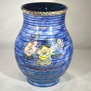Vintage Arthur Wood Royal Bradwell Blaue Luster Vase