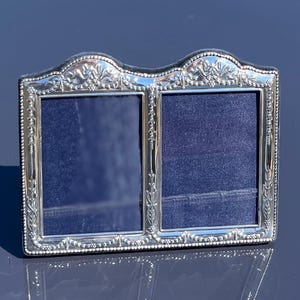 Marco de fotos doble antiguo de plata esterlina de Carrs of Sheffield.