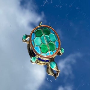 Colgante articulado de tortuga esmaltado chino vintage