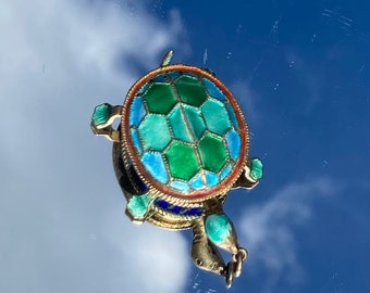 Vintage Chinese Enamelled Articulated Turtle Pendant