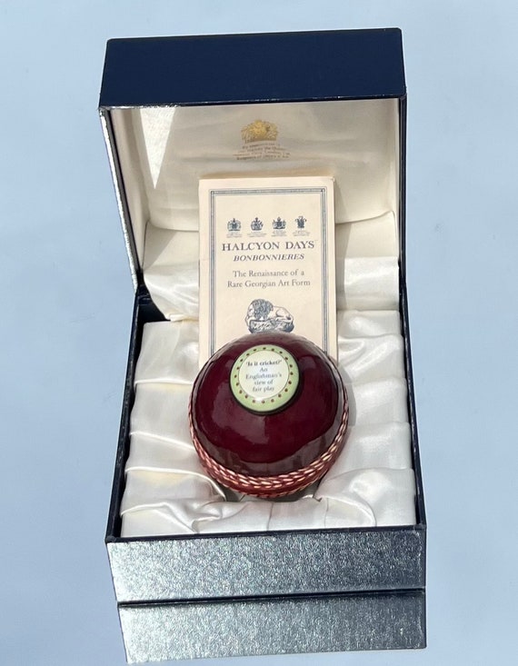 ハルシオンデイズ クリケットボール ボンボニエール - Etsy 日本