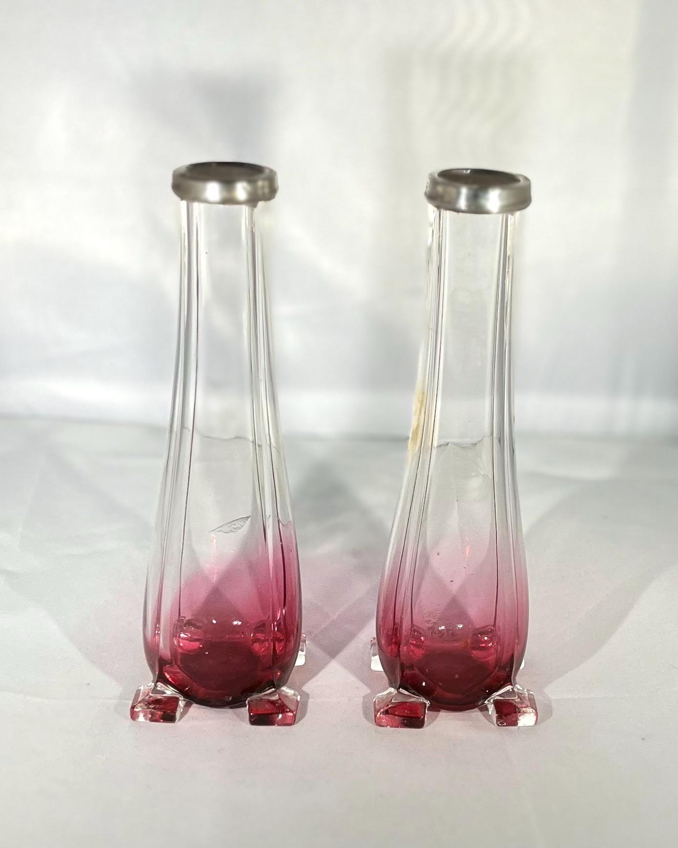 アンティークシルバーカラーのクランベリーガラス花瓶2個セット - Etsy
