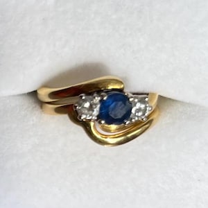 Vintage 18ct Gold Sapphire and Diamond Engagement Ring with 18ct Gold Fitted Wedding Band