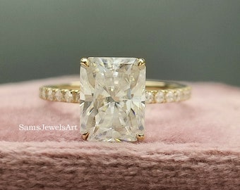 2.5ct Brillantschliff Moissanit Verlobungsring / Diamantring für Sie / Klassischer Versteckter Halo Ring aus 585 Gold