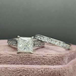 2CT Princess Cut White Moissanite Engagement Rings / 14K Solid White Gold Half Eternity Wedding Ring Set / Princess Diamond Bridal Ring Set