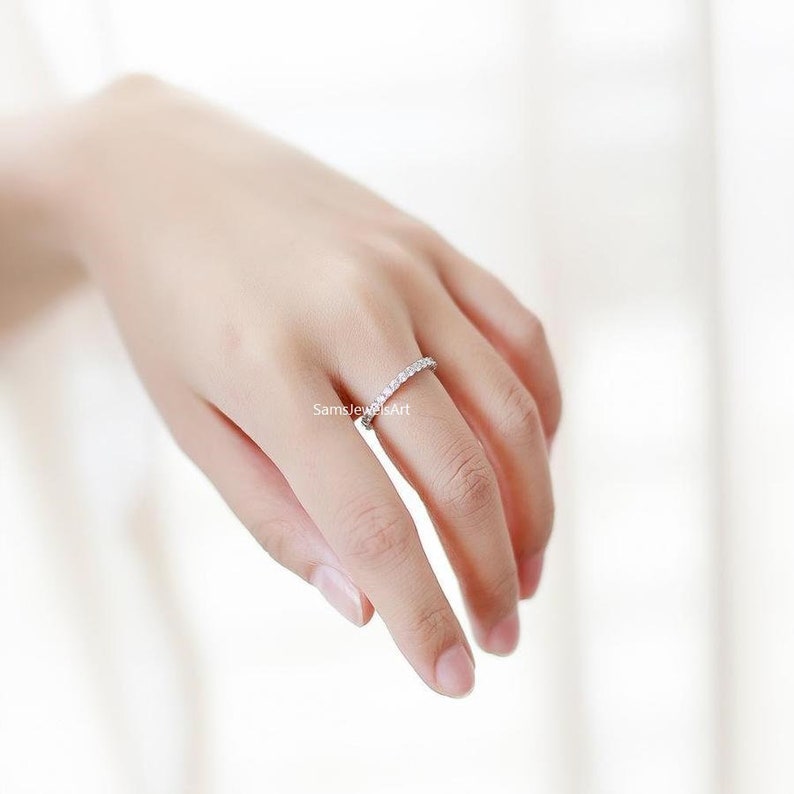 0,40 karat alliansring med runda diamanter/Klassisk jubileumsring för henne/Förlovningsring i 14 karat vitt guld/Frieringsring bild 2