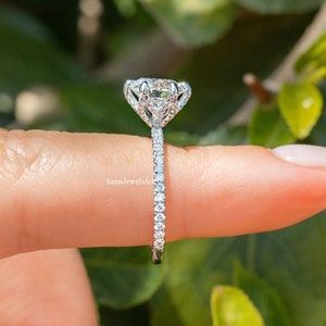 2CT Runde Brilliant Cut Moissanite Frauen Ring / Massiver Ehering aus 14 k Gold / Sterling Silber Versprechen Ring / 6 Krallen Zinken Solitär Ring Bild 3